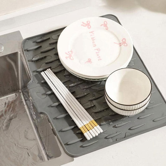 Globetrek | 2+1 FREE: Multi-Purpose Silicone Drying & Heat-Resistant Mat