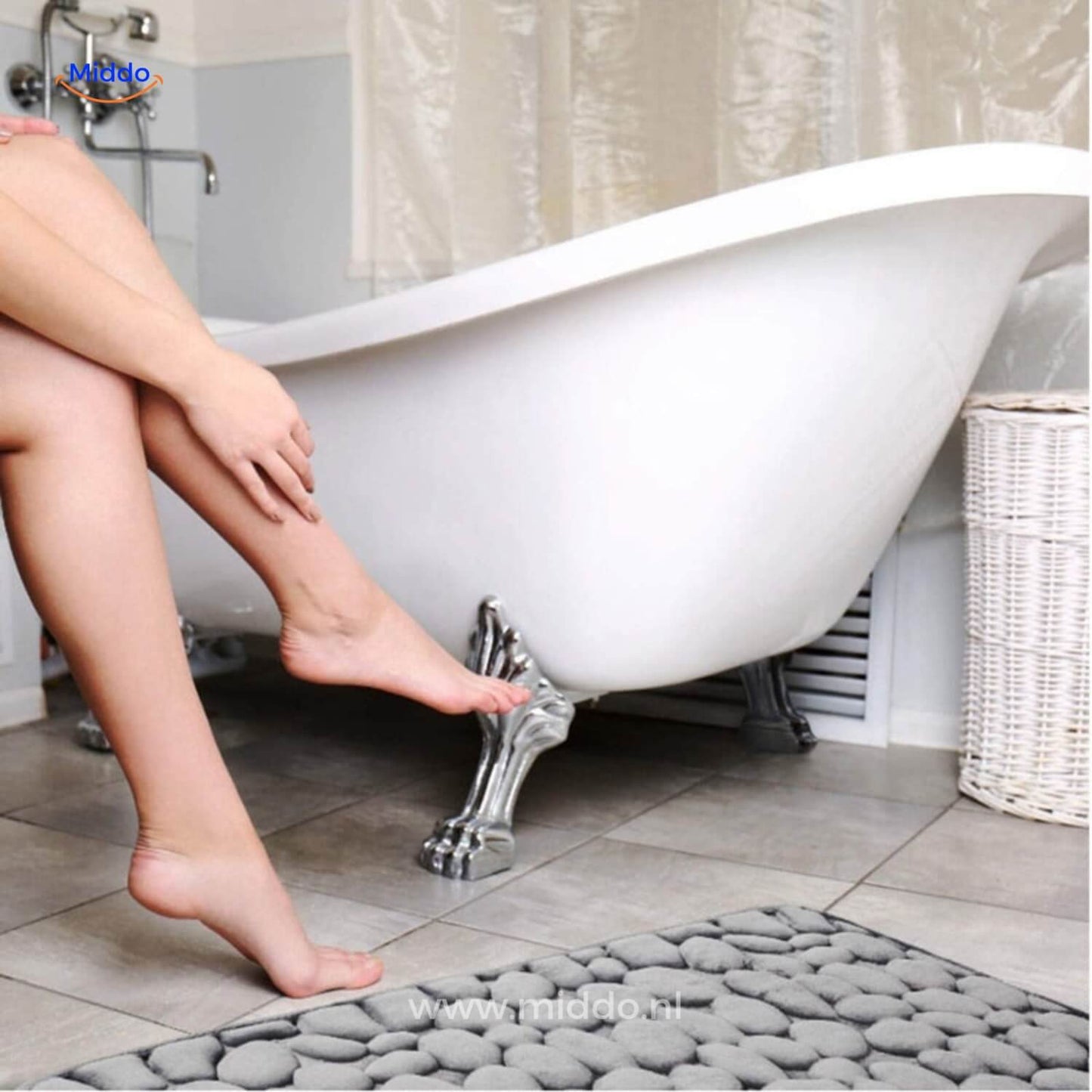 Middo™ Anti-Slip Bath Mat | Safety and Comfort for Your Bathroom